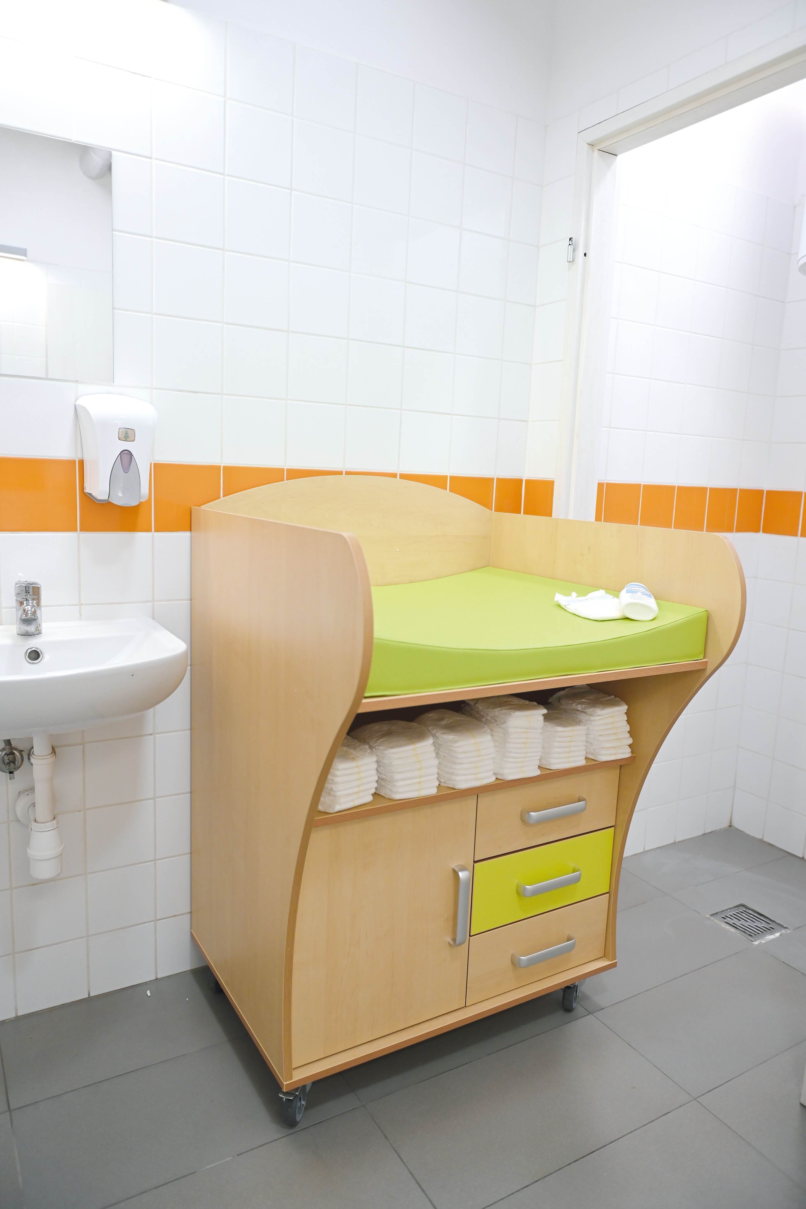 Commodes op wielen inclusief aankleedkussen