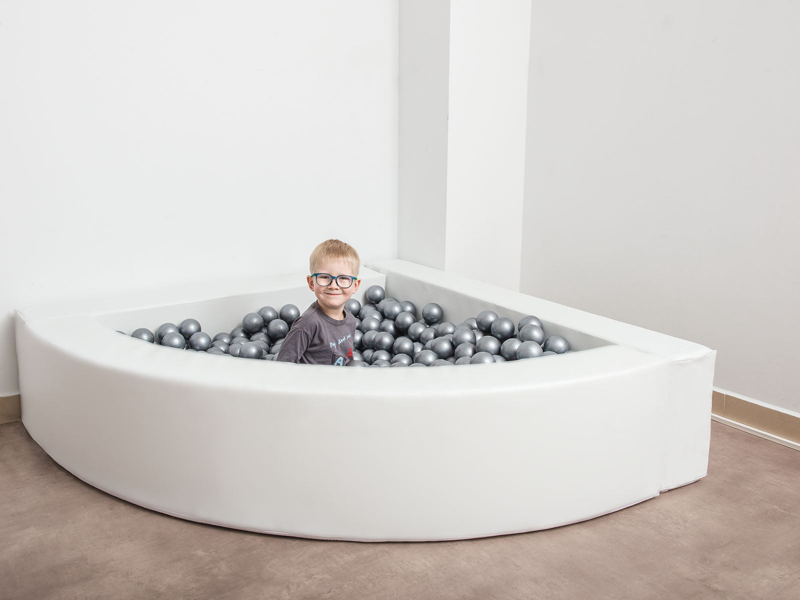 Bällebad Eckpool - weiß 160x160x40
