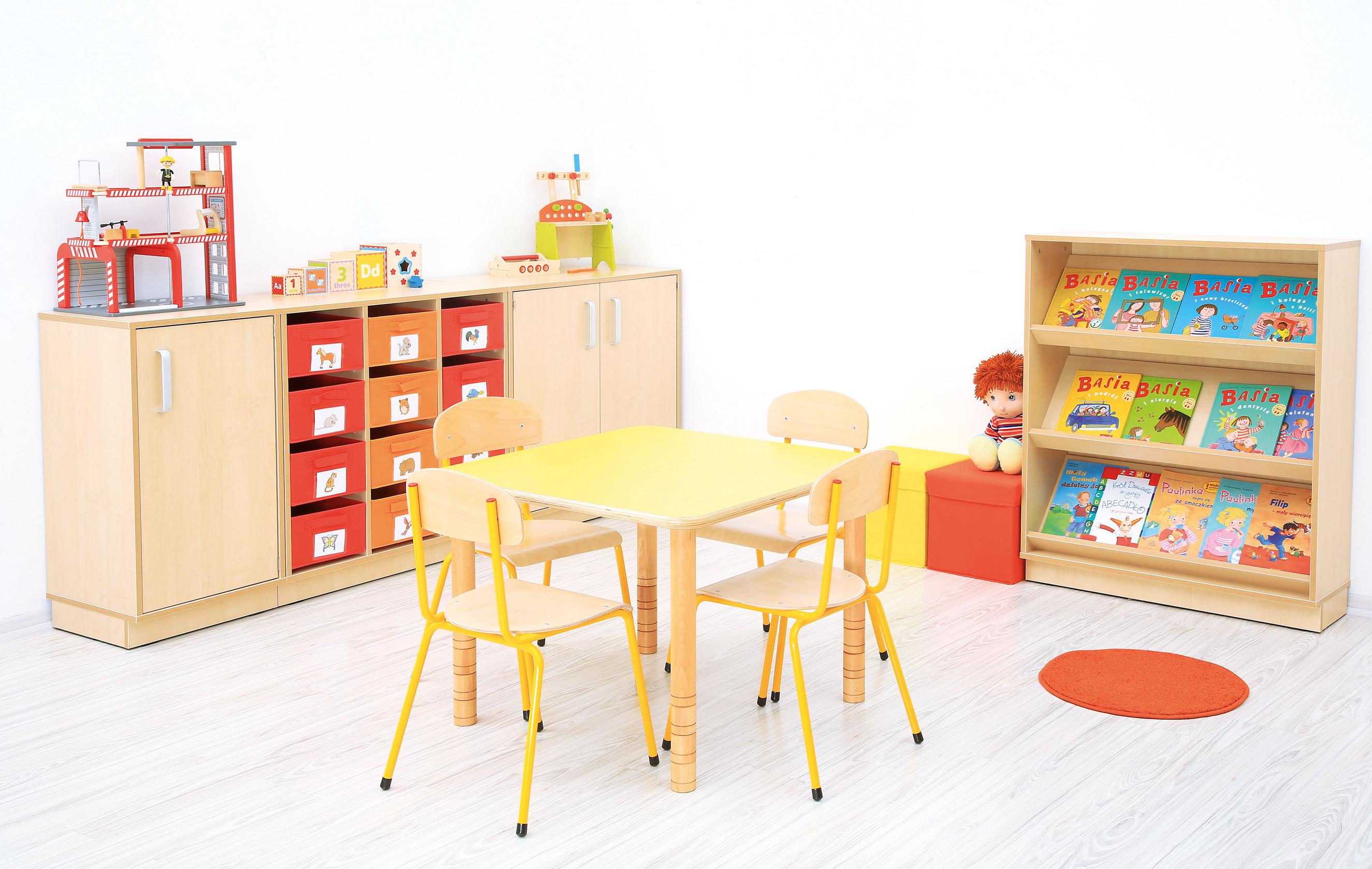 Bücherauslage in Ahorn oder Birke – Perfekte Präsentation - Produkt wird im Kindergarten oder Schule genutzt.