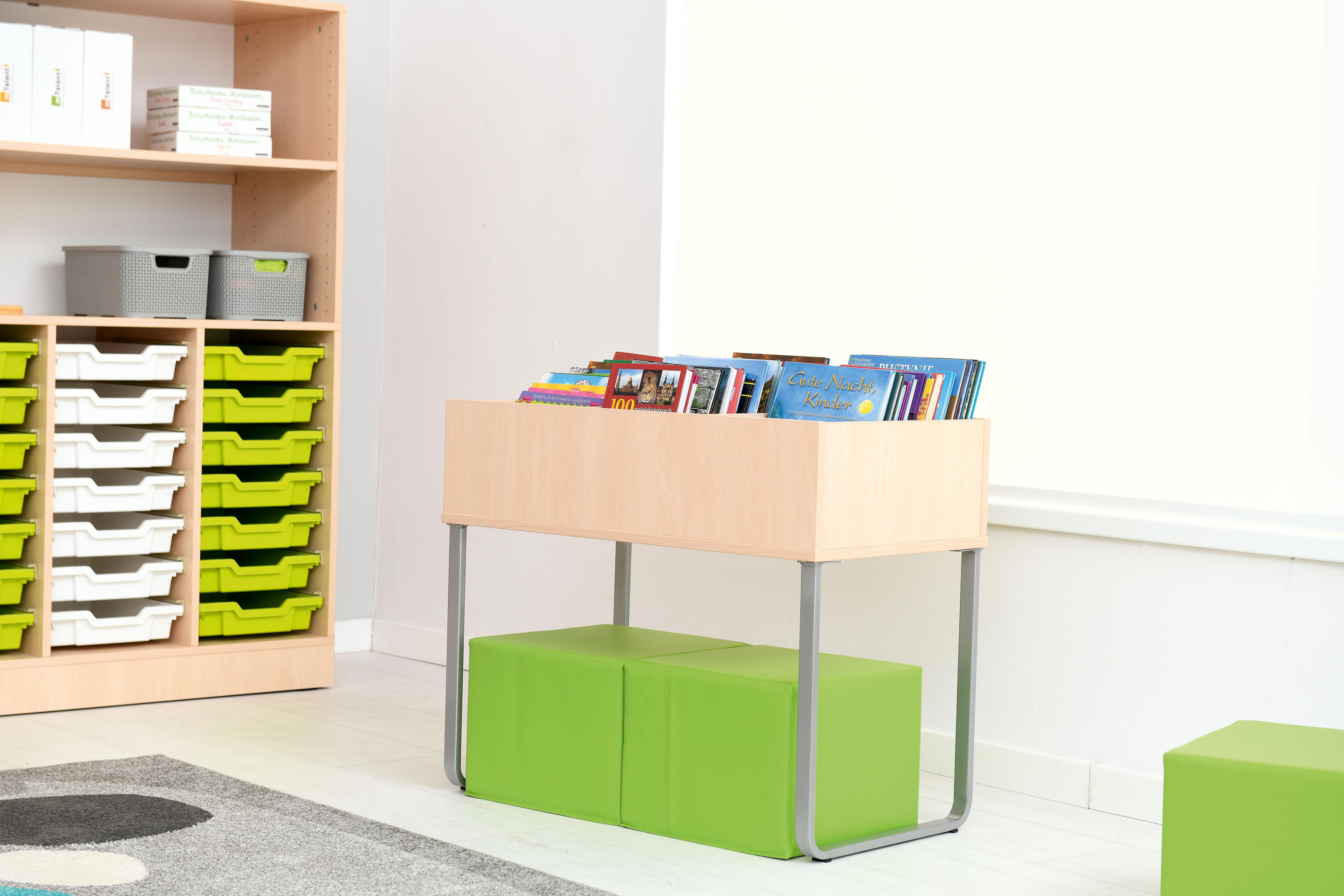 Bücherkiste mit Gestell, ideal für Kindergarten-Aufbewahrung. - Produkt wird im Kindergarten oder Schule genutzt.