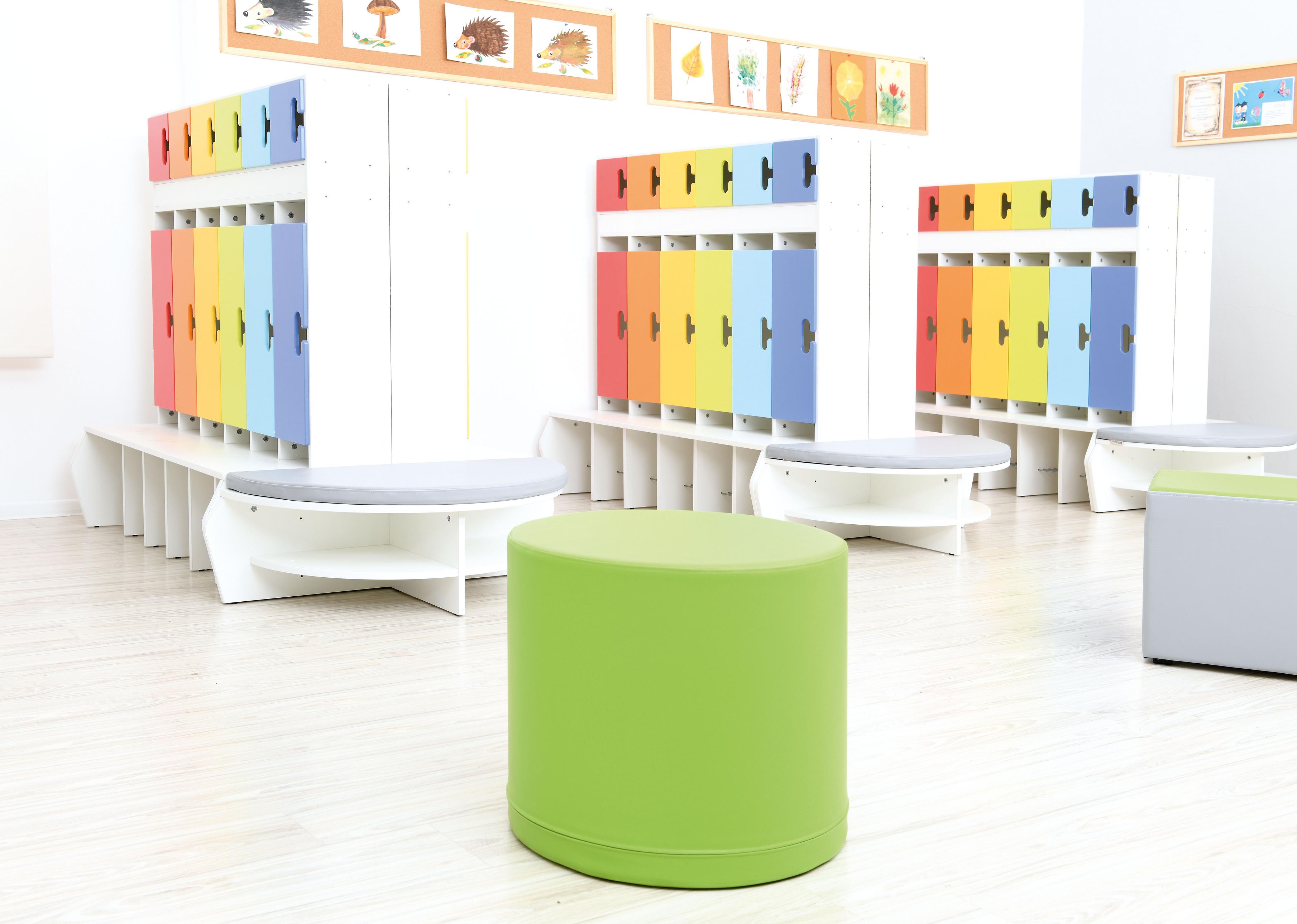 Garderobe Chamäleon 6 leise schließend Ahorn Jylland Regenbogen weiß Kita