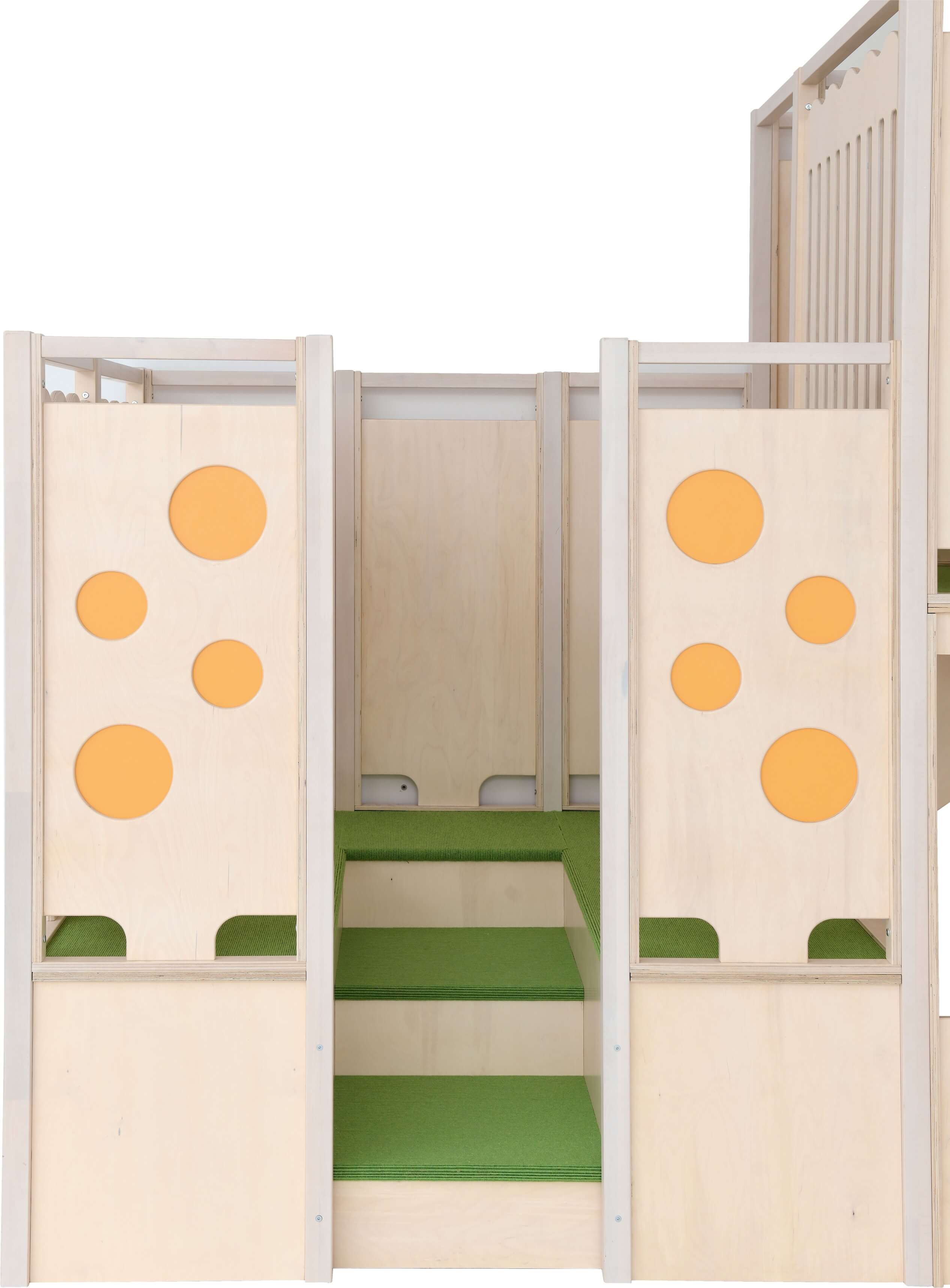 Kindergarten Hochebene Bianca Detailansicht Treppe von vorne