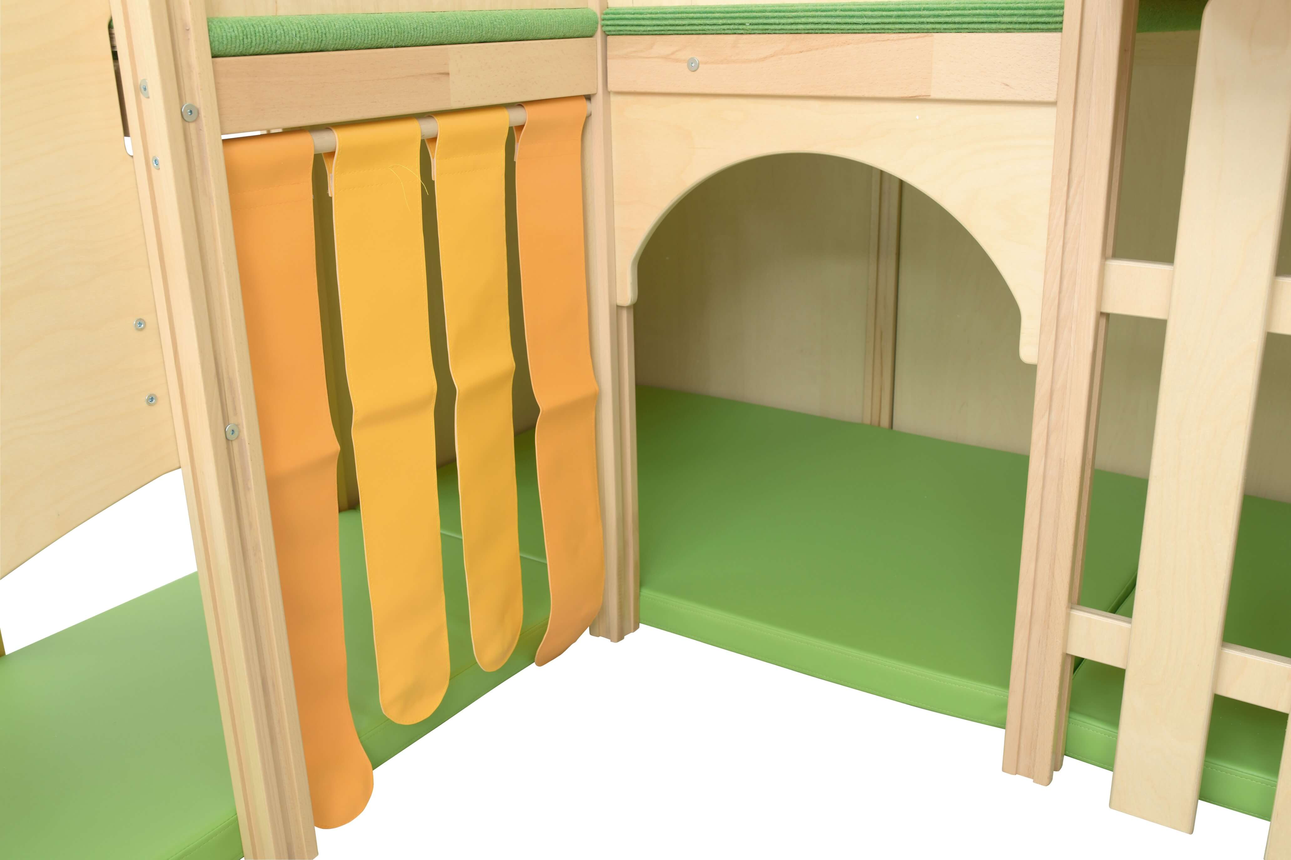 Kindergarten Spielecke Leo XL Detailansicht Tunnel zum Krabbeln