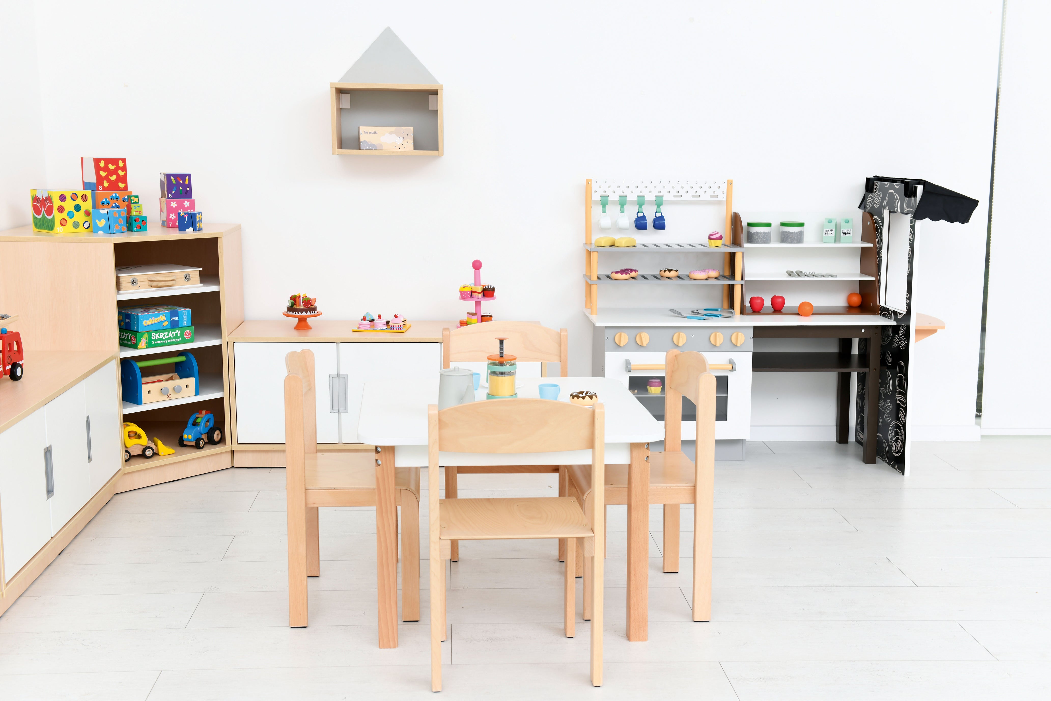 Kindergartenstuhl Phil im Gruppenraum 2