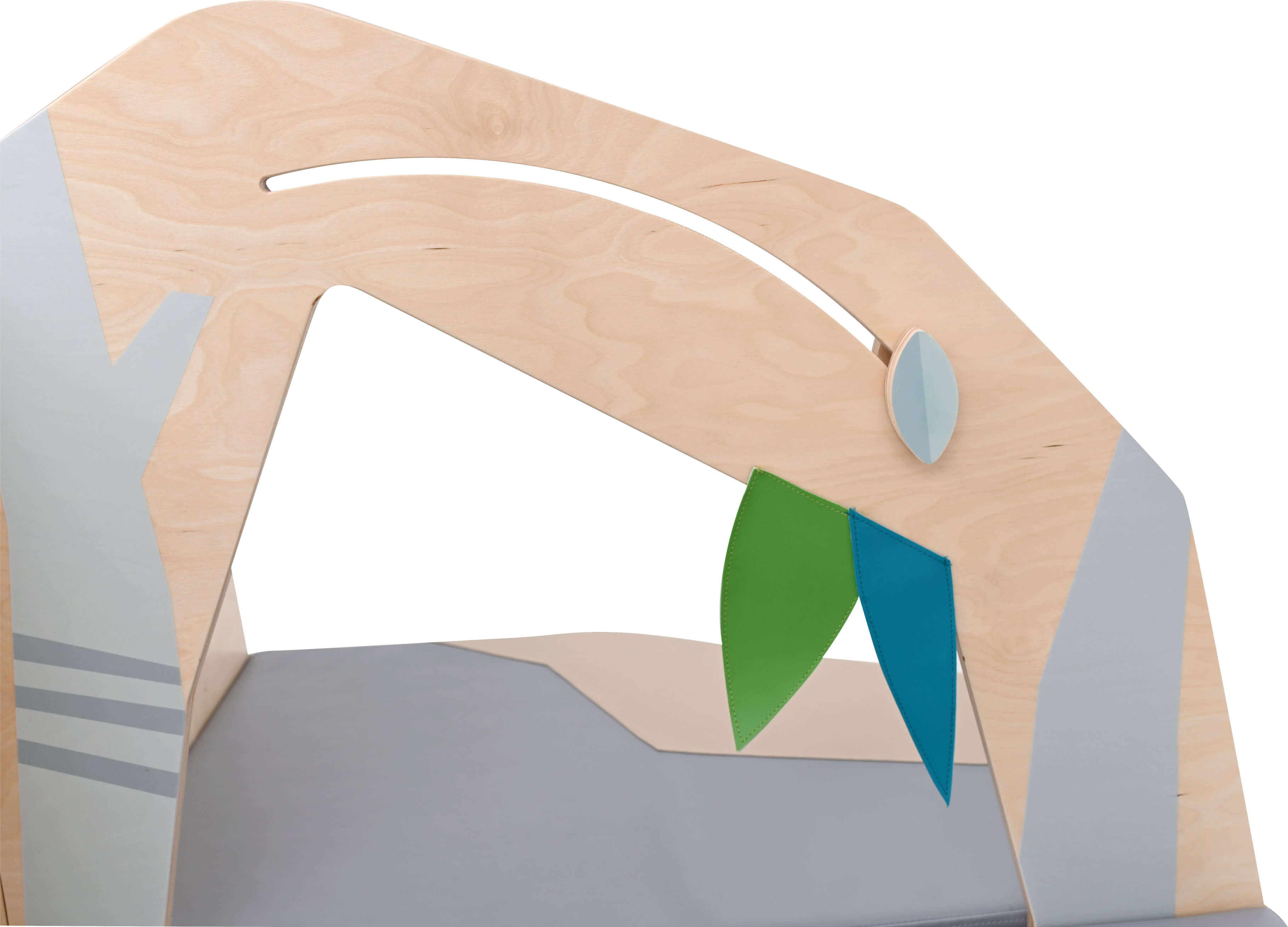 Kleinkindspielecke Bergwiese für Krippen und Kindergarten Detailansicht Sensorikspielzeug und Motorik