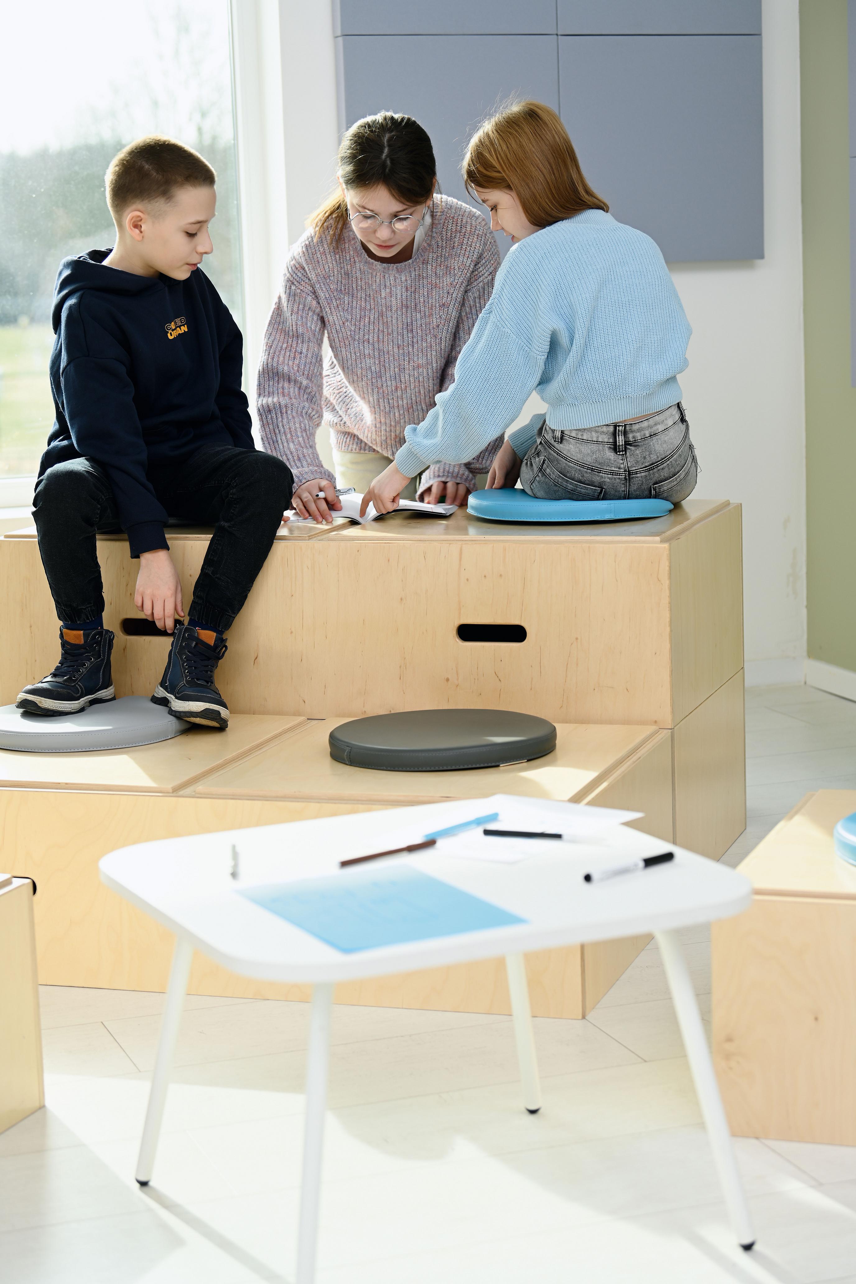 Modul Blocks maxi – Beistelltisch mit 4 Beinen, H 50, weiß