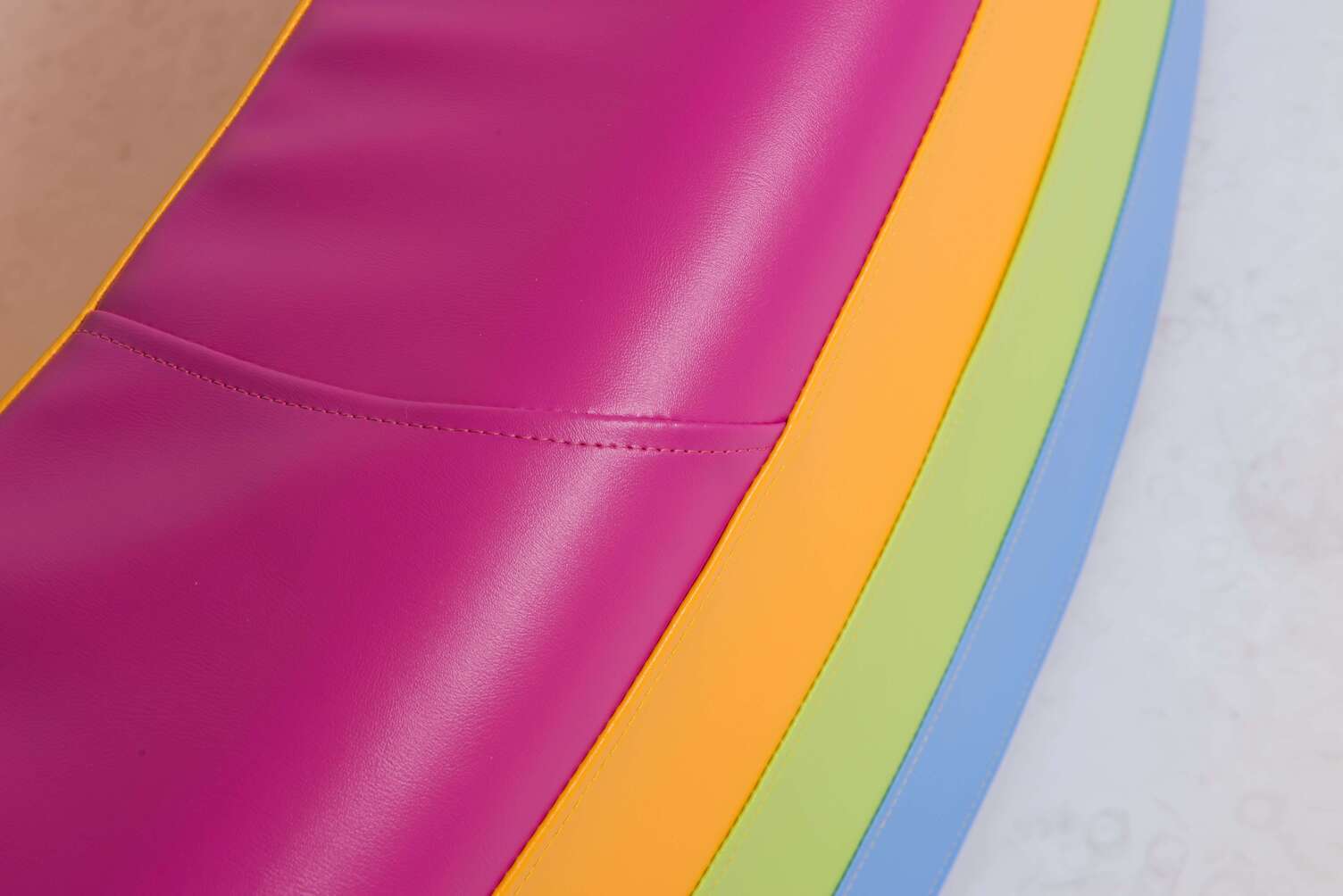 Ballenbad - Regenboog 120x120x30, ballen optioneel