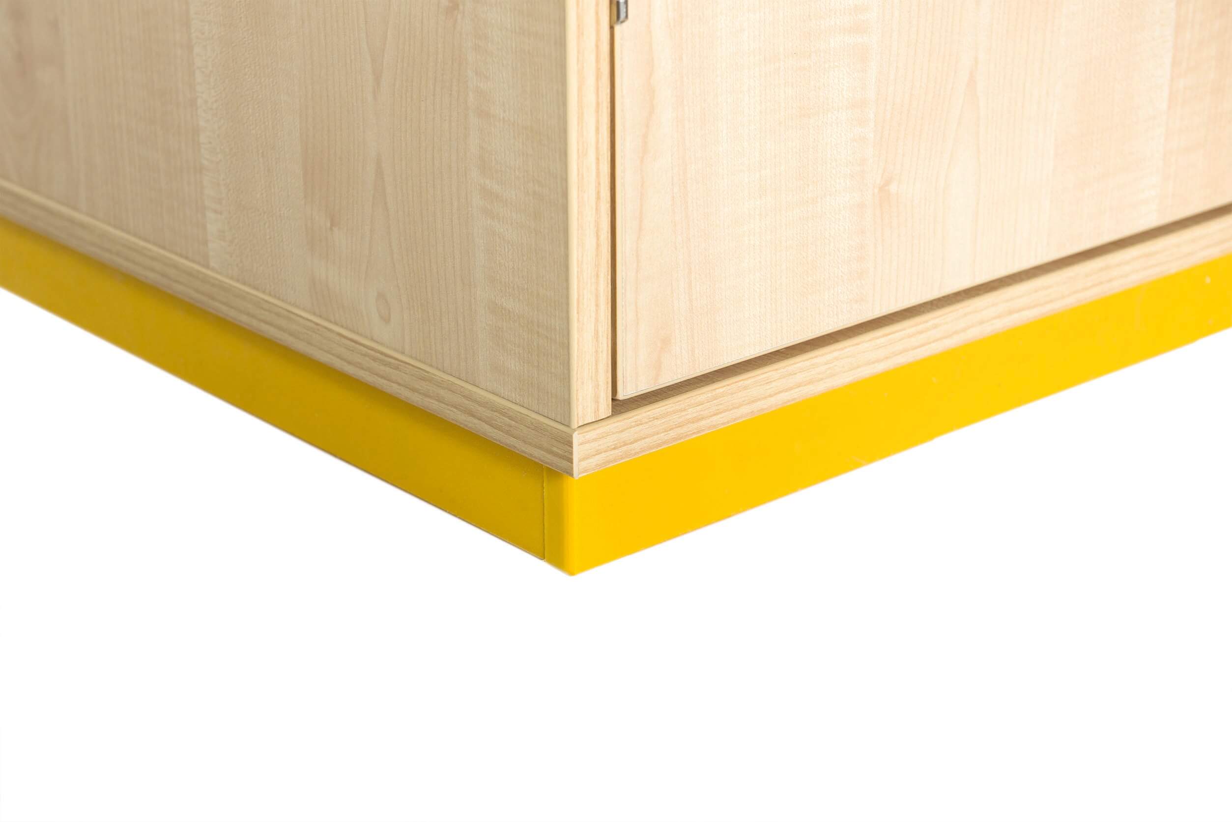 Wickeltisch mit Schubladen und Treppen inkl. Wickelauflage versch. Farben. Geeignet für die Krippe, Kita & Kindergarten.